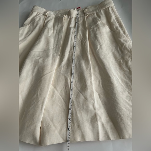 Henri Bendel White Silk Shorts size Medium 8- 10 original owner Summer - Picture 7 of 11